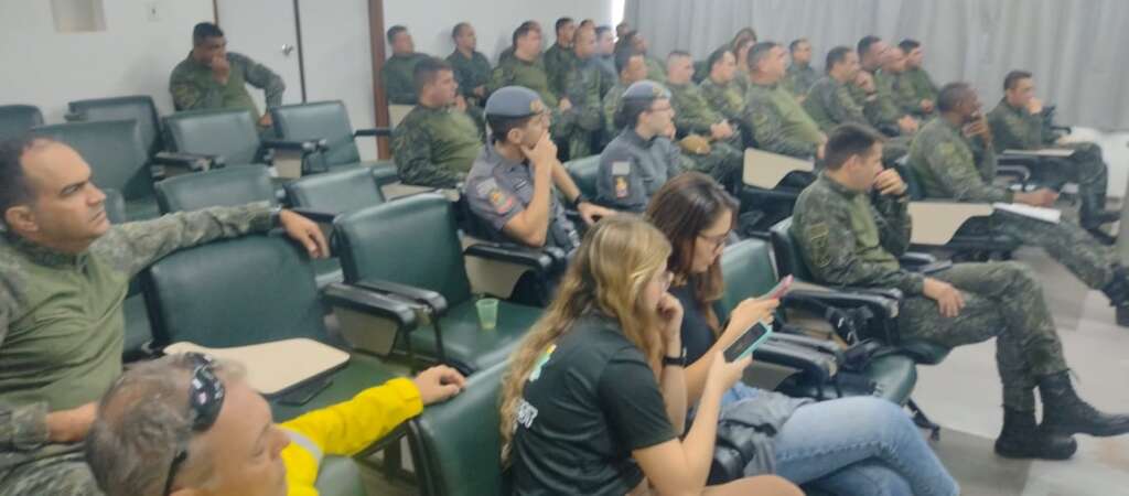 Treinamento de adaptação para os oficiais recém-chegados no 5° BPMAmb 2 223f19eb 3657 45f4 8758 289fd14cce98