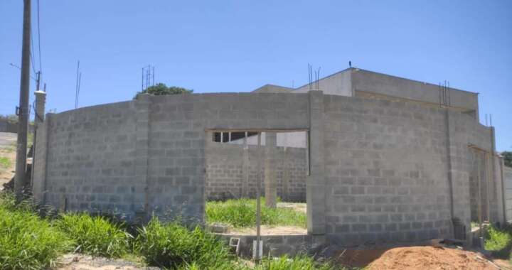 0e132bb6 1af5 4435 8040 307c1edeff4d