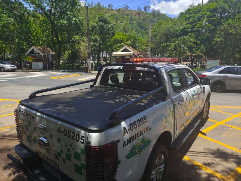 4c0d8dc4 f551 457a aaf2 6917be16ac16