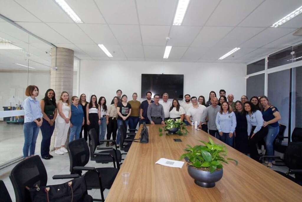 Reuniao estrategica com medicos da atencao basica