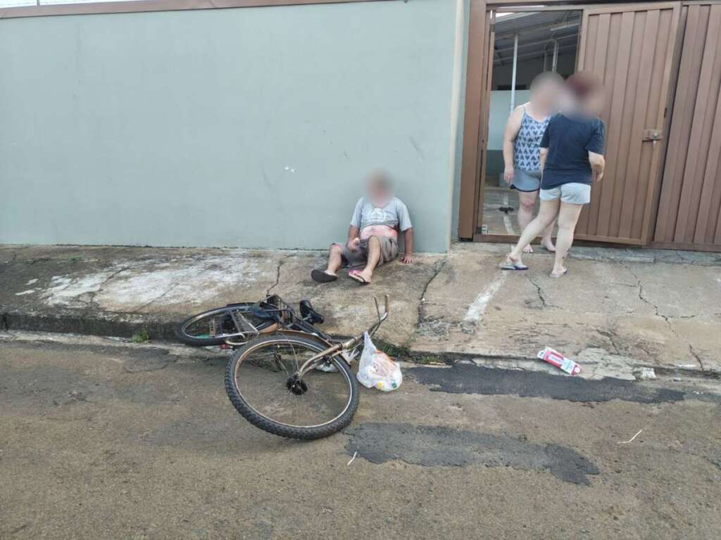 Após esfaquear vítimas, homem tenta agir contra GCM que é alvejado com dois disparos 1 17091007 7b71 4423 95cc fbc7a7d70a44