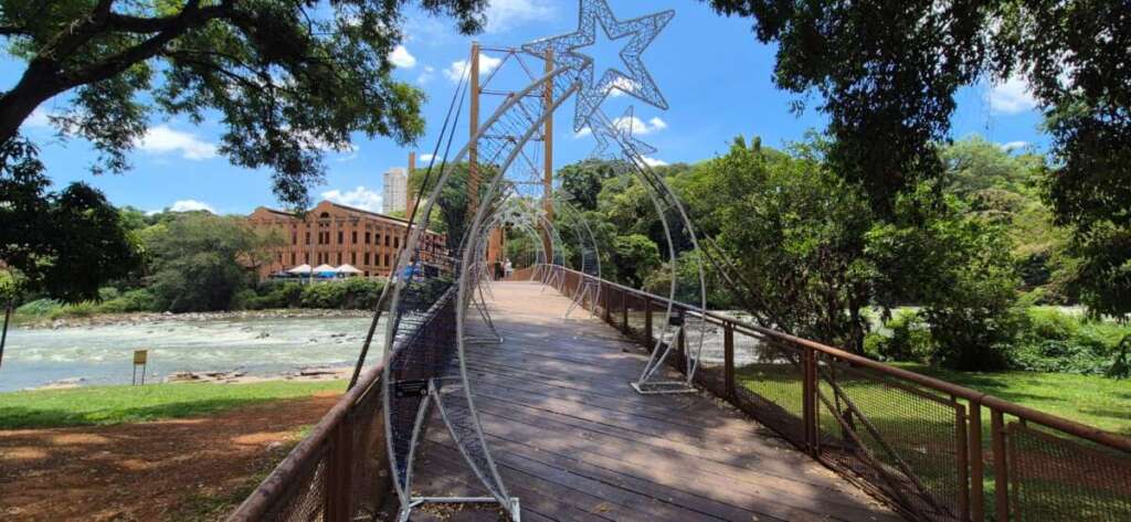 9d842199 0e4e 404b b312 52eedc72b824