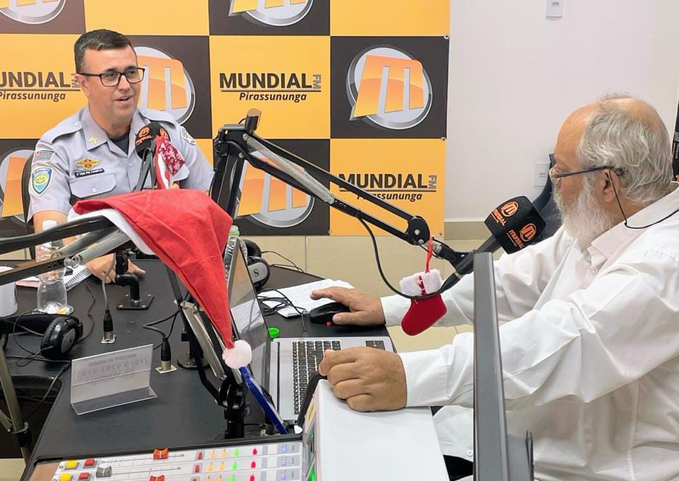 Tenente PMRv Campos orienta motoristas sobre segurança viária em entrevista ao programa ‘A Voz do Povo’ 2 caf2f8a9 7cd6 4b0d b5ce 0db4f5bcc012