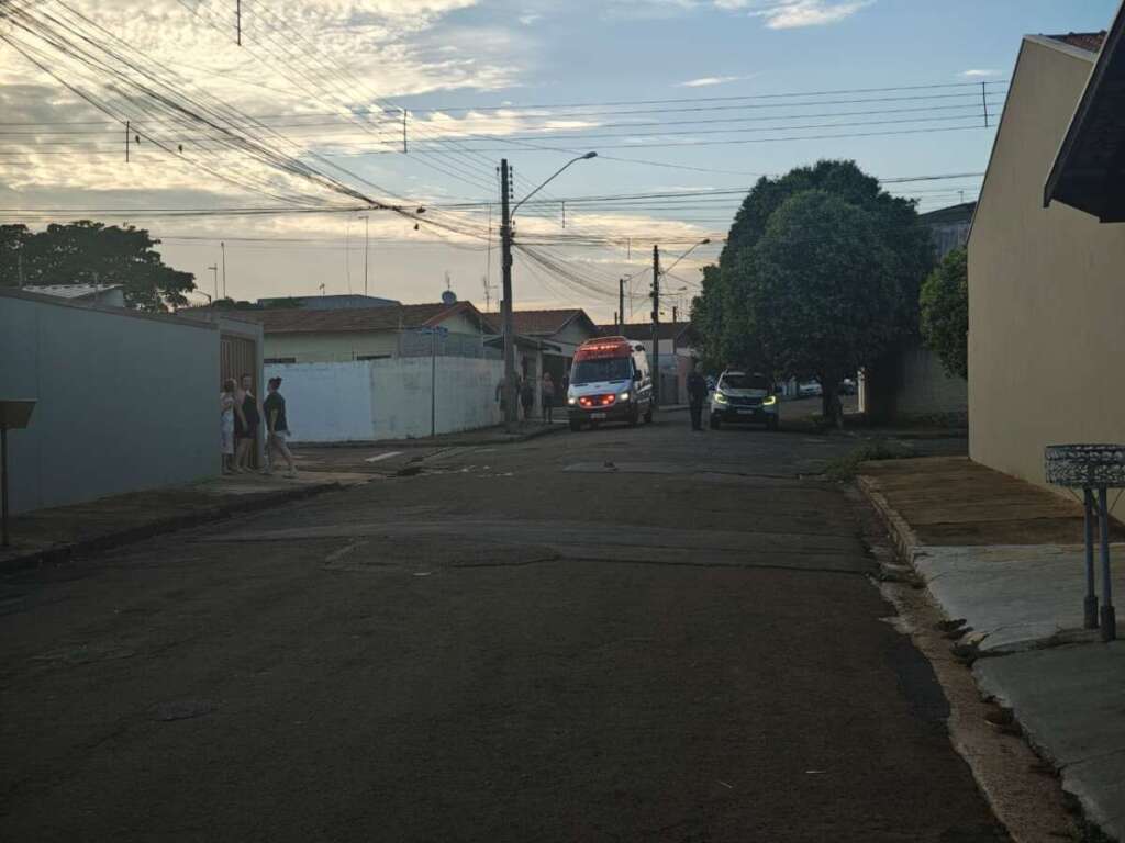 Após esfaquear vítimas, homem tenta agir contra GCM que é alvejado com dois disparos 5 d026bf62 54d2 417c b80b 9b9b52654771