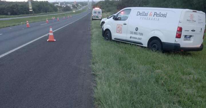 77a7af93 8a09 4767 a80a 08d4a51f18a6