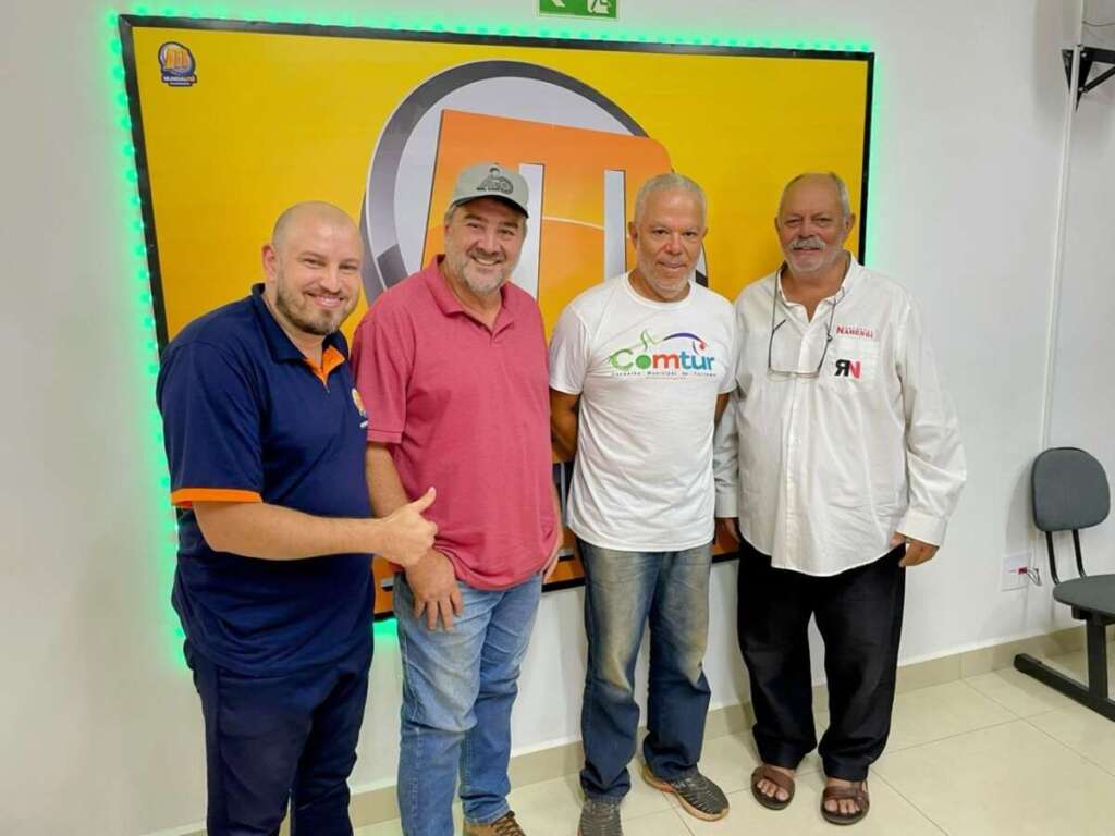 Mundial FM Pirassununga e Piracema Plus completou 100º programa A Voz do Povo, após a unificação 1 acdc1852 c2b7 4047 a6b9 22c6c2474f4c