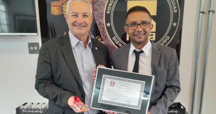 b80296b3 a0f0 4b82 83ad 0e8f467e4d3f