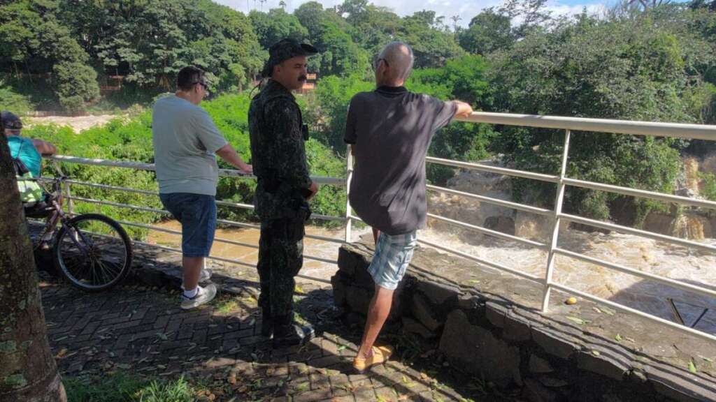 2aa36710 b500 406a aa41 3999651117d9 1