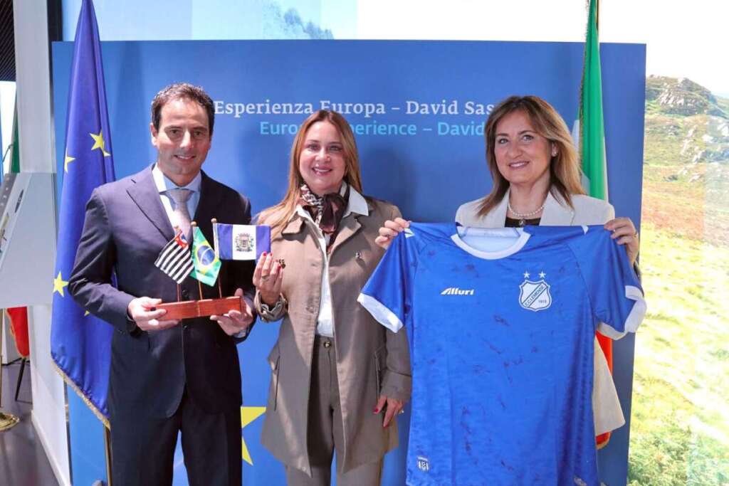 Prefeitura de Leme anuncia ações em cultura, saúde e empreendedorismo 5 Leme fortalece cooperacao internacional com projeto cultural europeu Cour des Arts 2