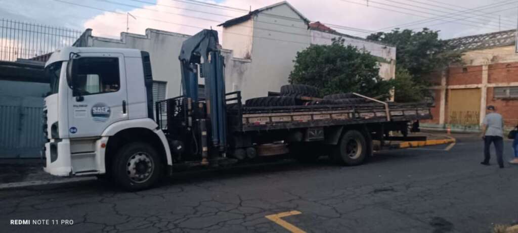 e920e9fc c002 4e86 93a7 a135b2c54857