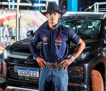 f25d3beb-ff6e-4c78-b706-1702e5777dd2