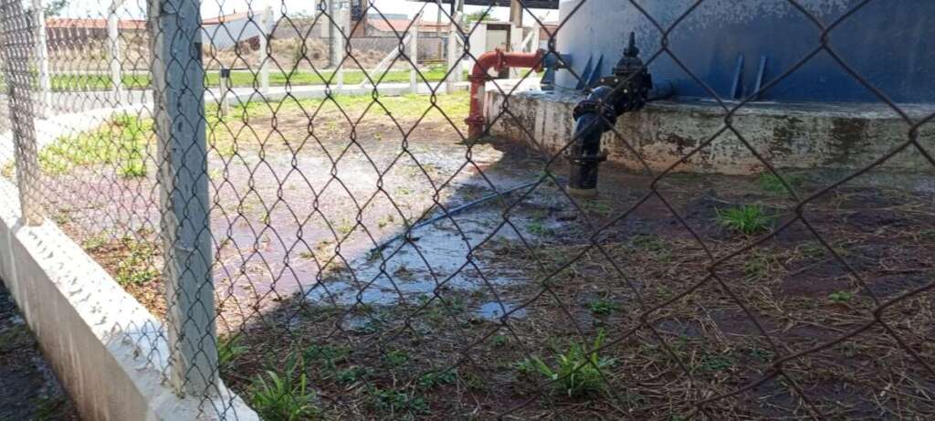 Moradores do Jardim Treviso denunciam descaso e desperdício de água em reservatório do bairro 4 WhatsApp Image 2026 04 07 at 15.25.28 3