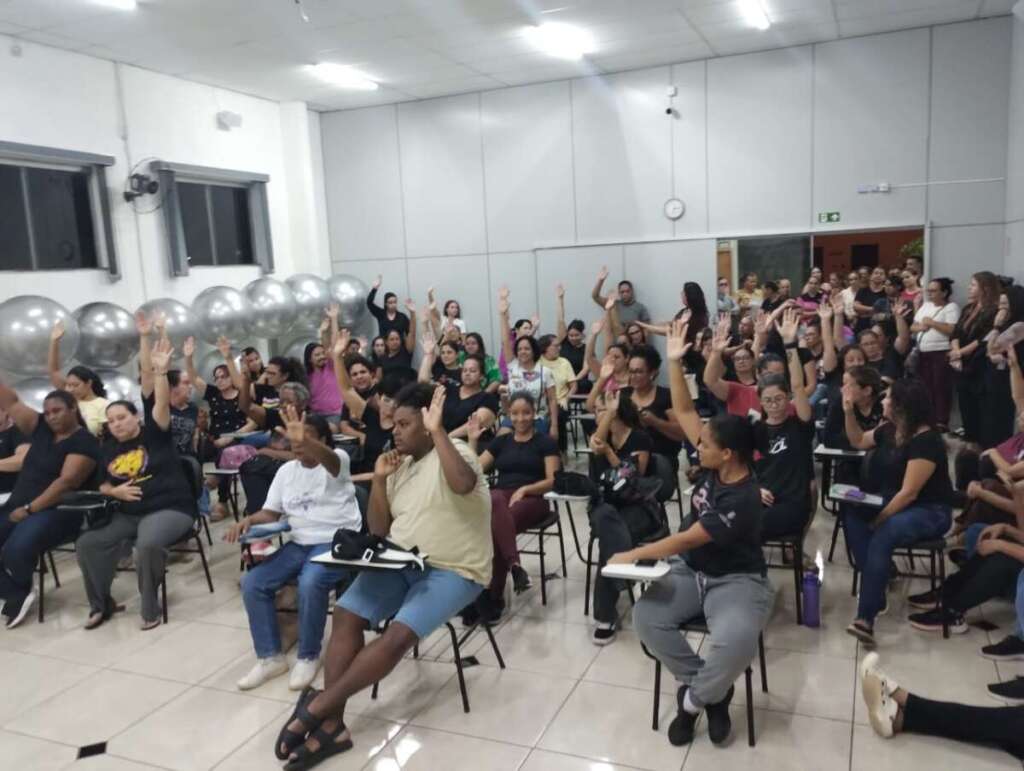 Adis aprovam "estado de greve" e dão prazo de 30 dias para a prefeitura cumprir a Lei Federal do piso 1 WhatsApp Image 2026 05 26 at 19.38.08 4