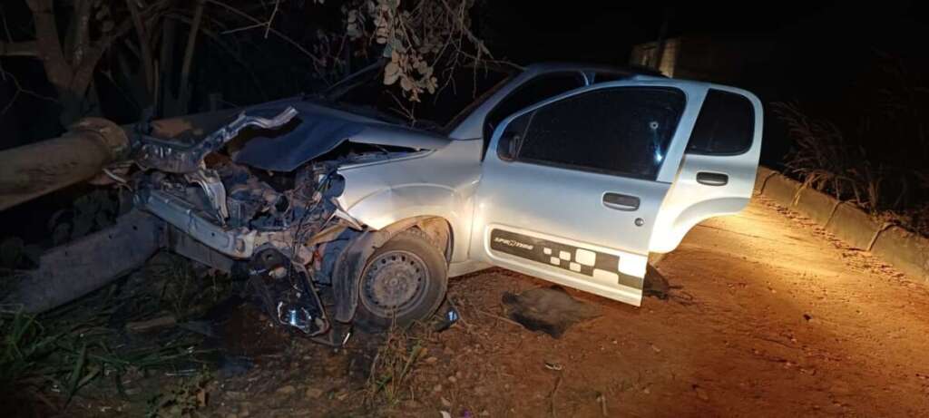 Três criminosos que praticaria roubo em Pirassununga, cercados por PMs de Leme, Araras e Pirassununga. Um bandido foi baleado 2 WhatsApp Image 2026 06 08 at 05.34.59