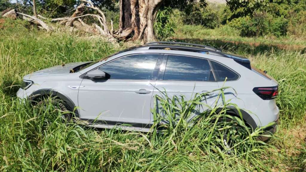 Roubo em Ribeirão Preto. Disparo de arma de fogo e veículo abandonado em Pirassununga. Fuga e suspeito preso pela PMRv em Americana 2 WhatsApp Image 2026 07 05 at 19.40.48 1