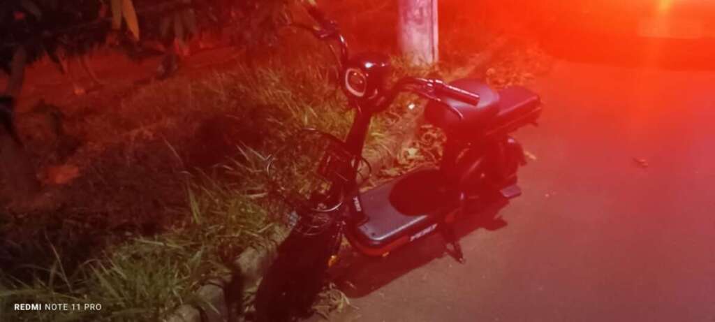 Pirassununga. Câmera de Segurança registra grave acidente entre moto e motoneta. Uma mulher morreu no local 3 WhatsApp Image 2026 07 17 at 21.12.07 1