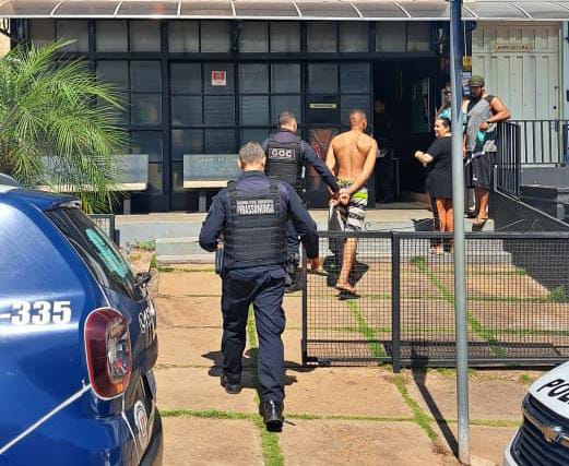 Atuação brilhante da GCM de Pirassununga prende jovem por tráfico de drogas 4 WhatsApp Image 2026 08 17 at 12.20.51