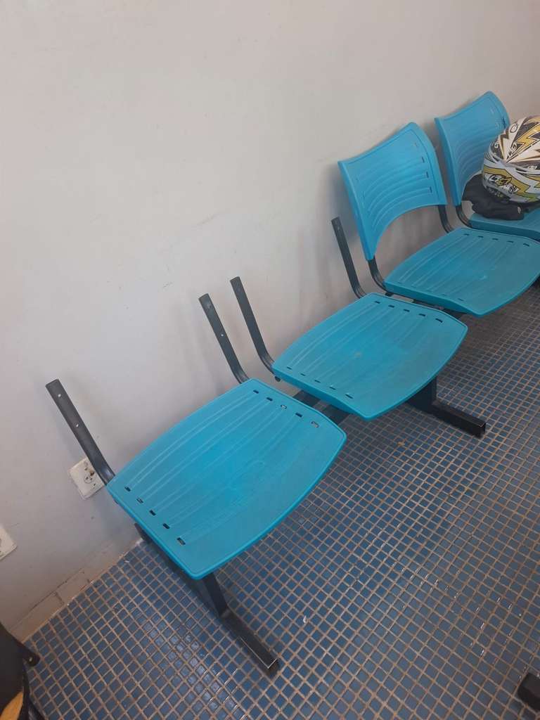 Desrespeito à saúde: pacientes denunciam situação caótica no Centro de Especialidades Médicas de Pirassununga 2 WhatsApp Image 2026 09 09 at 11.49.34 1 768x1024 1
