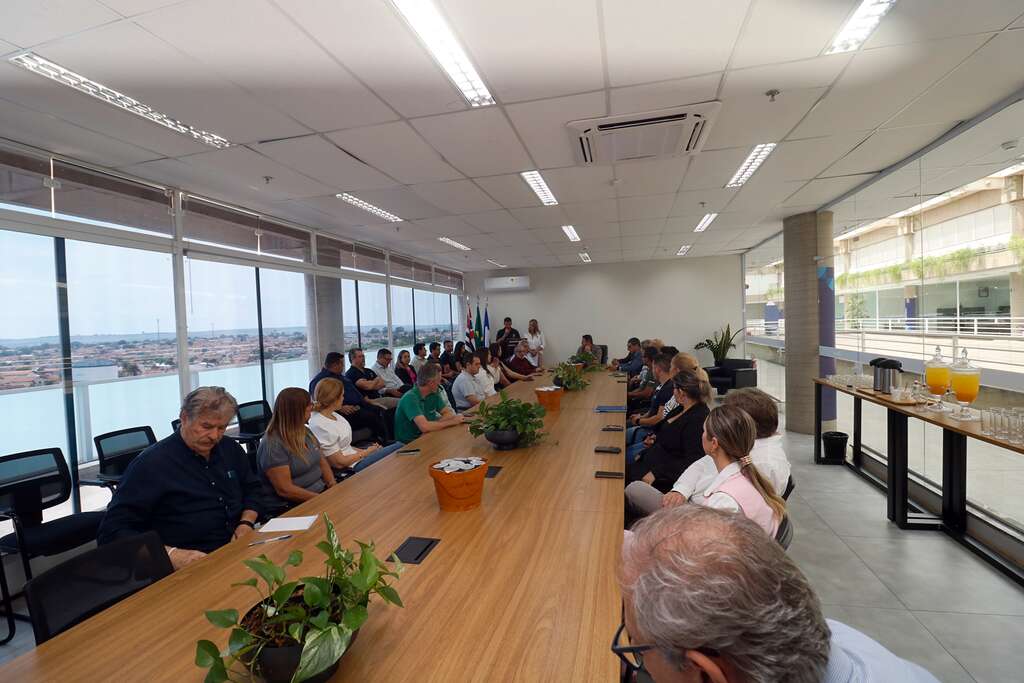 Prefeitura de Leme avalia proposta para tratamento de resíduos sólidos e passivos ambientais 2 Apresentacao AnteProjeto Usina de Tratamento Residuos Solidos 281026 3