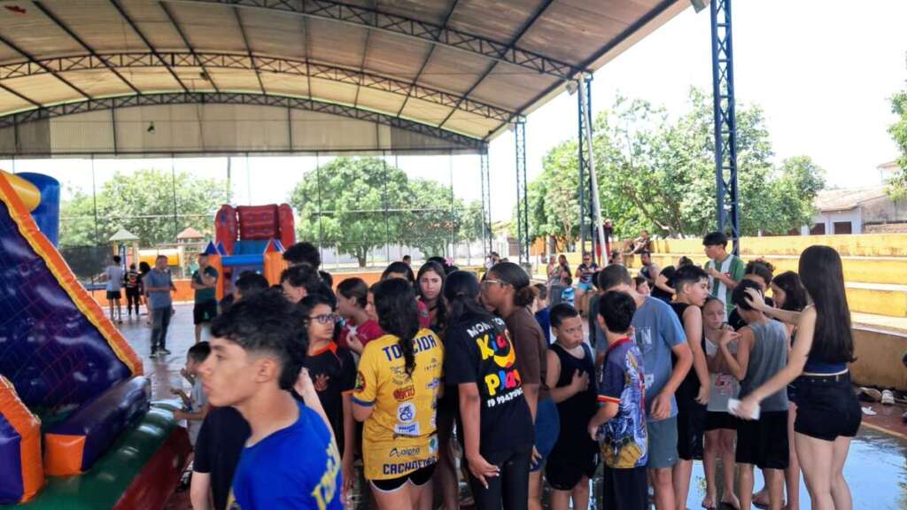 Festa do Dia das Crianças em Cachoeira de Emas reúne comunidade e voluntários 13 IMG 20261014 WA0088