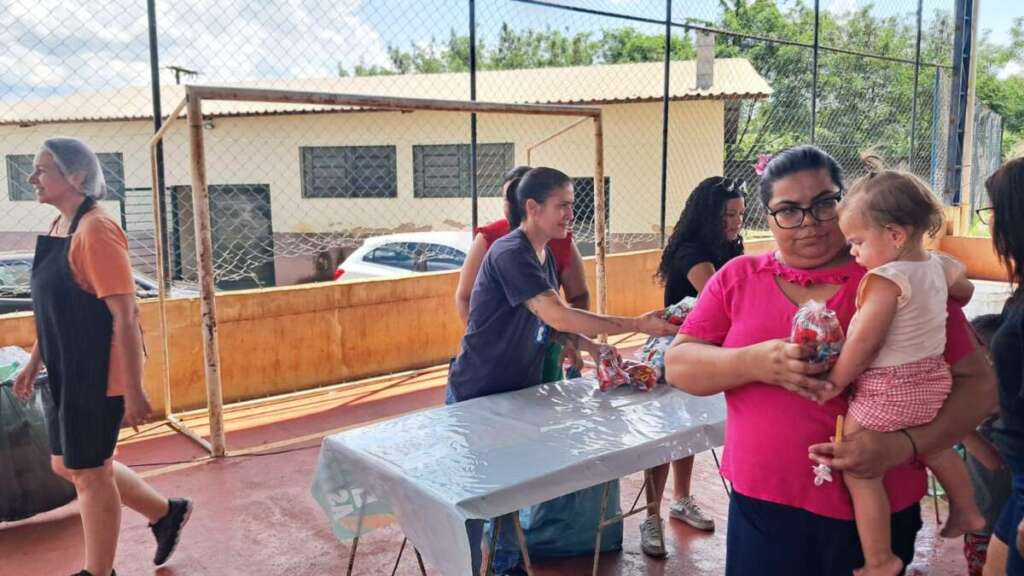 Festa do Dia das Crianças em Cachoeira de Emas reúne comunidade e voluntários 15 IMG 20261014 WA0096