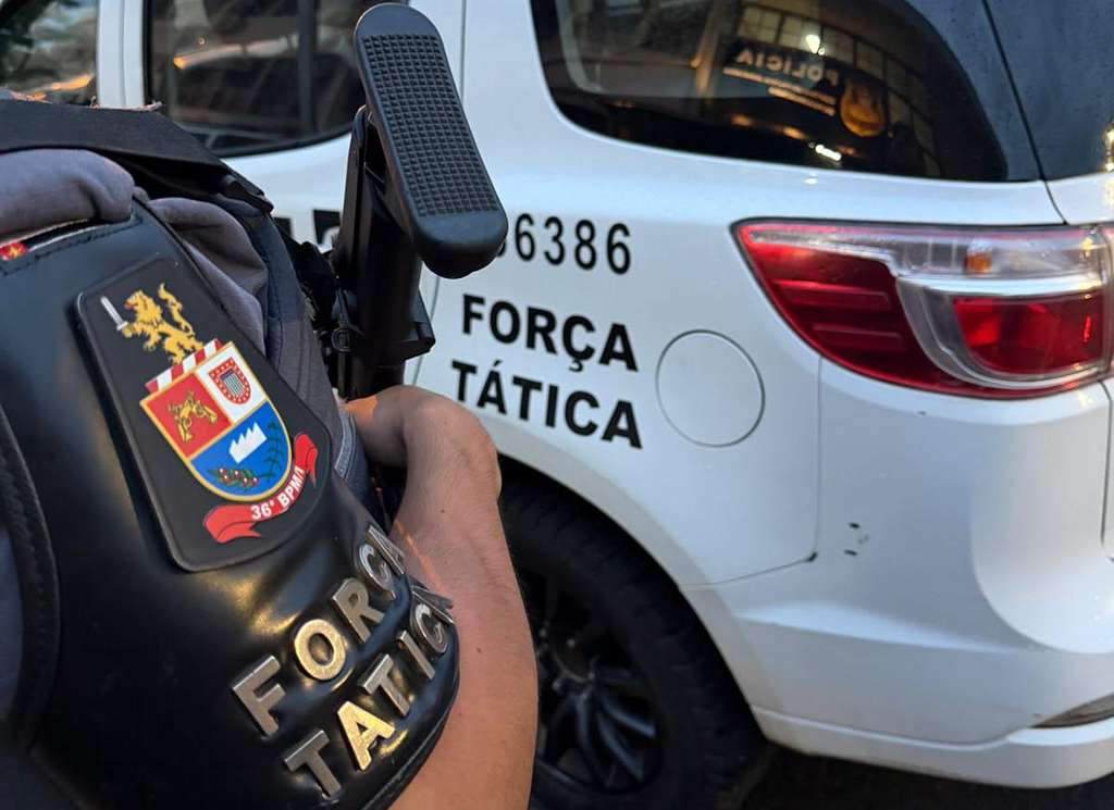 Polícia Militar realiza diversas prisões e apreensões de pés de maconha em ações de patrulhamento em Pirassununga 2 WhatsApp Image 2026 10 16 at 20.58.00