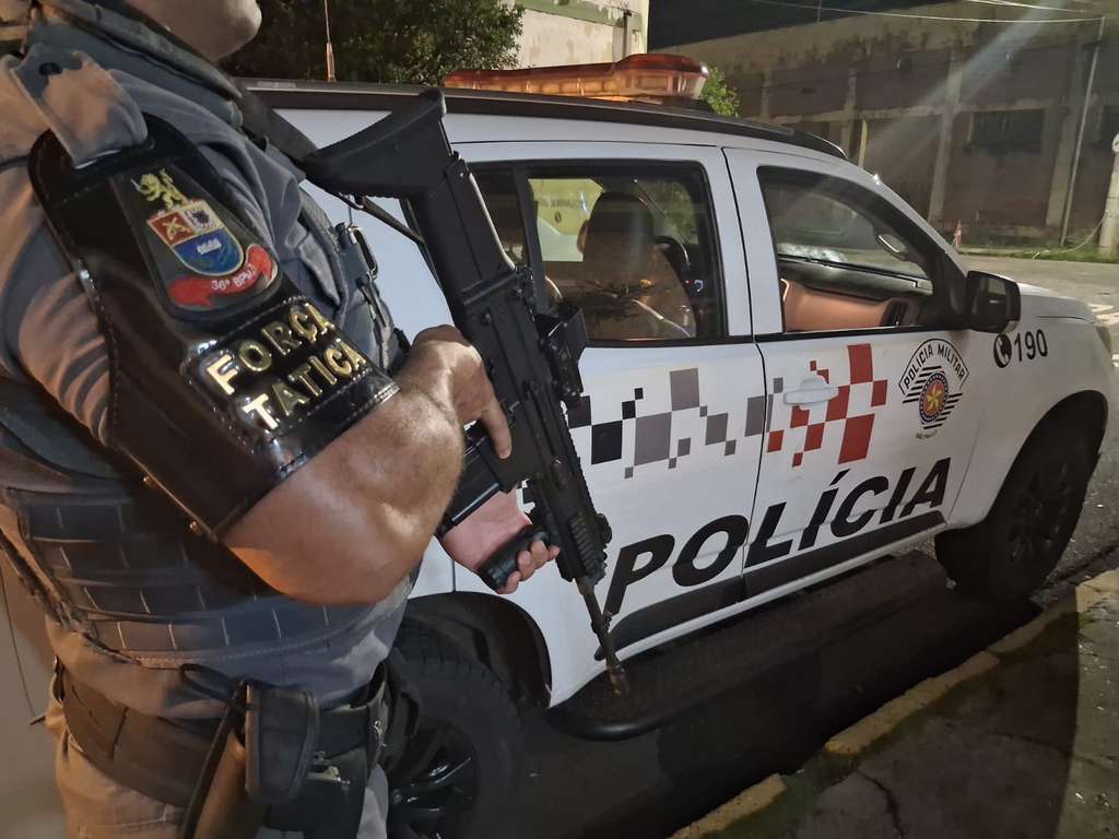 Polícia Militar realiza diversas prisões e apreensões de pés de maconha em ações de patrulhamento em Pirassununga 5 WhatsApp Image 2026 10 16 at 20.58.00 3