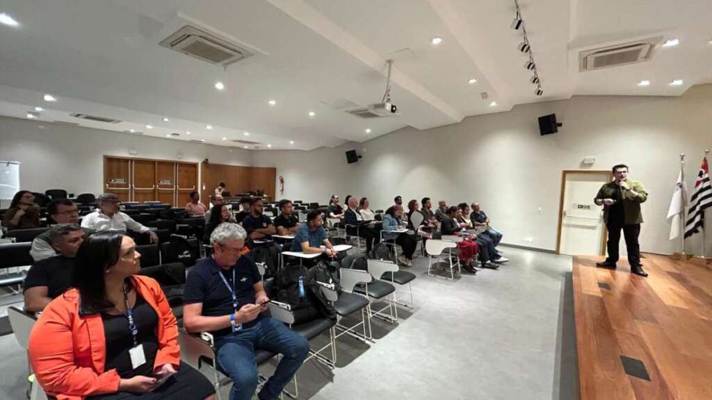 Leme recebe encontro gratuito sobre inteligência artificial nos negócios 1 WhatsApp Image 2026 10 30 at 16.07.44
